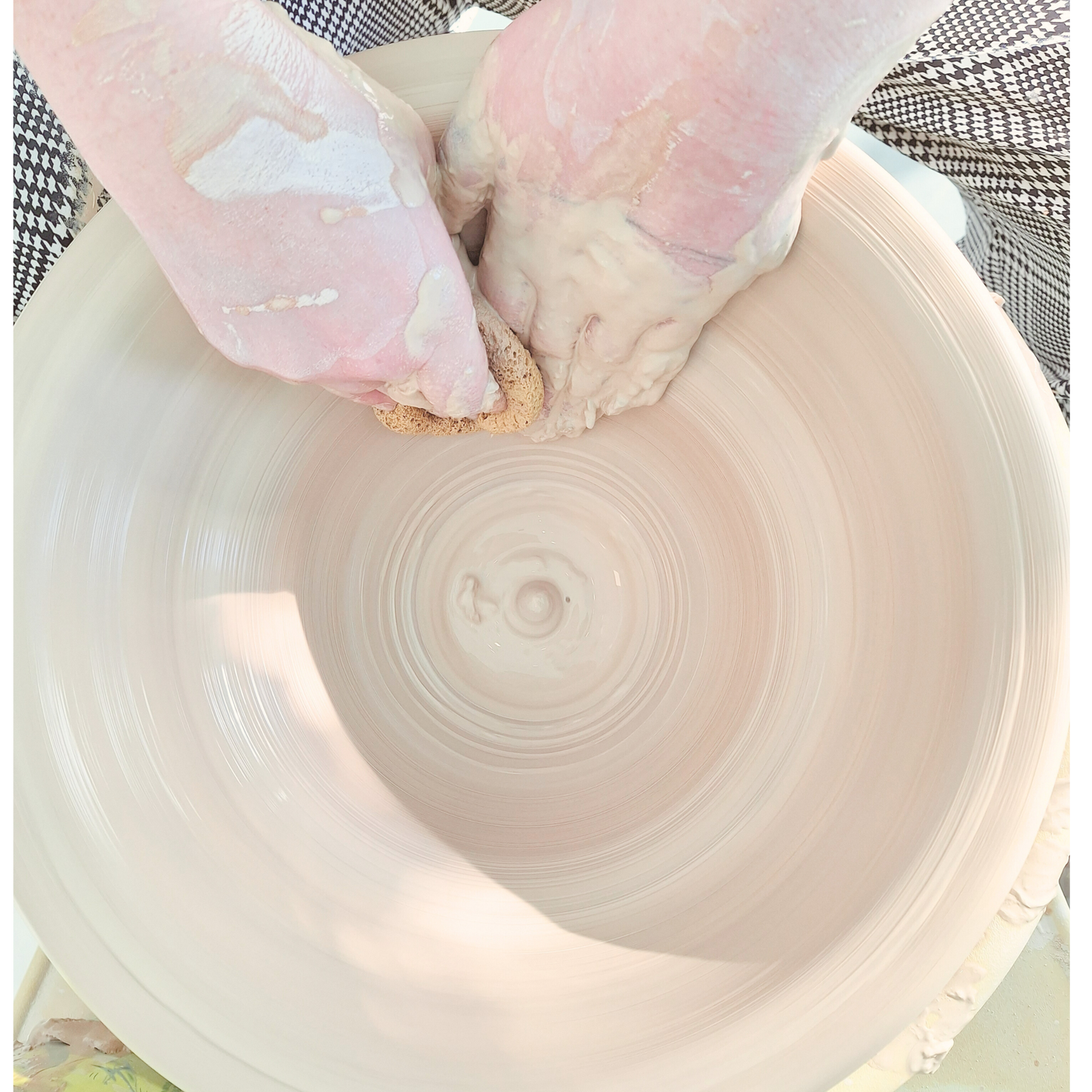 Open Studio Time - 1 Hour